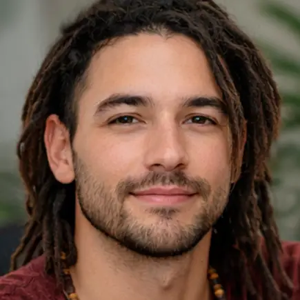 Ethan Lee